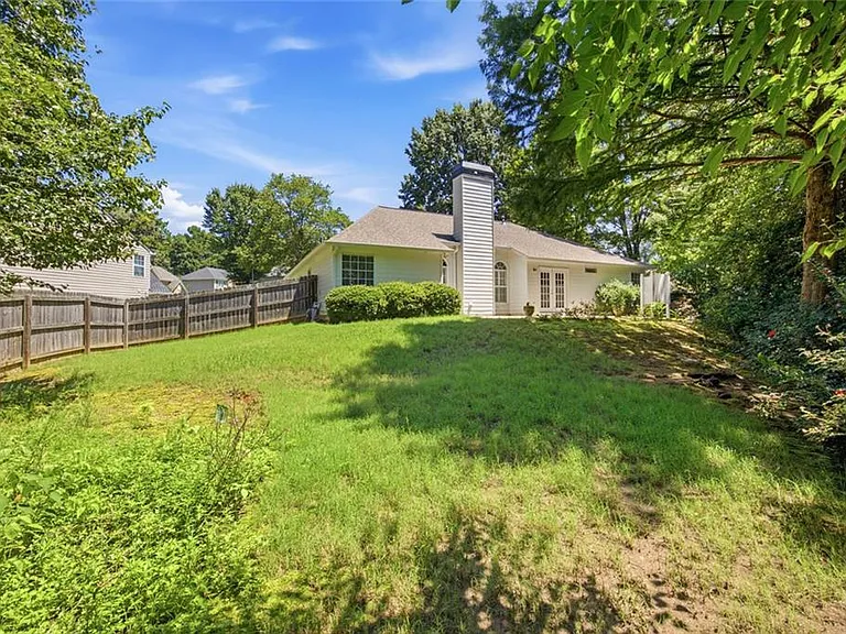 572 Staghorn Ln — Photo 24