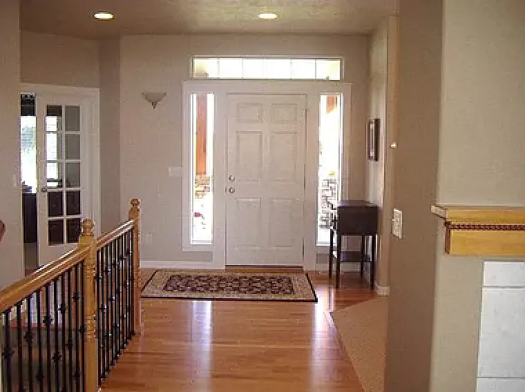 3415 W Mallard Ave — Photo 2