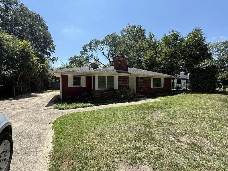 2 bed, 1.5 bath, 1468 sqft, $1,695 — Photo 4