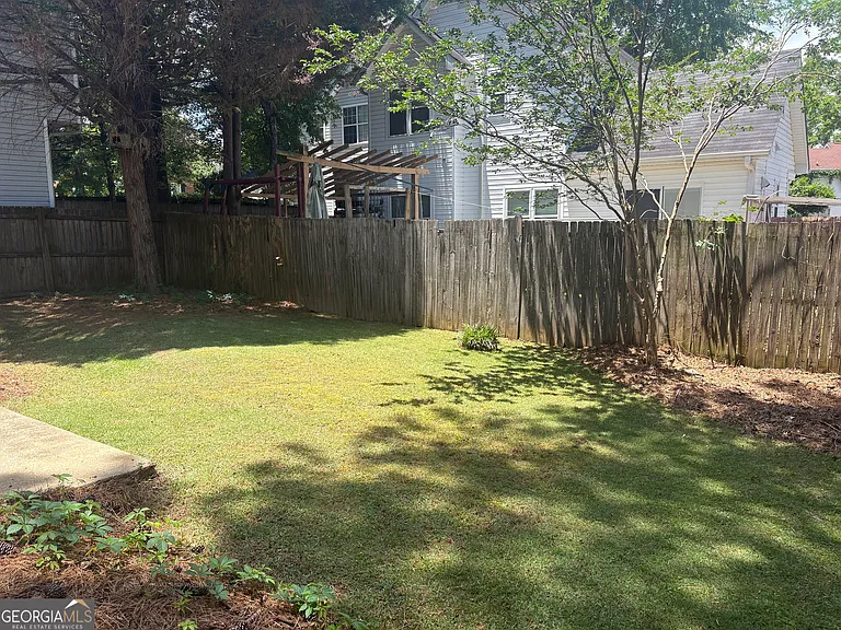 304 Everdale Rd — Photo 25