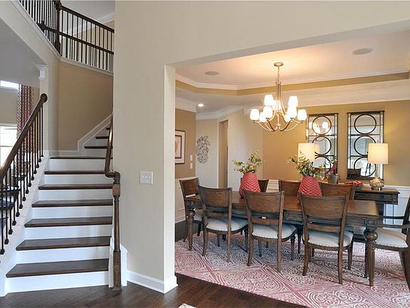5th image of 174 Wheaten Dr