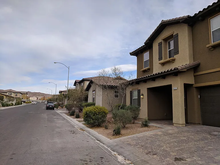 6727 Azure Clouds Way — Photo 3
