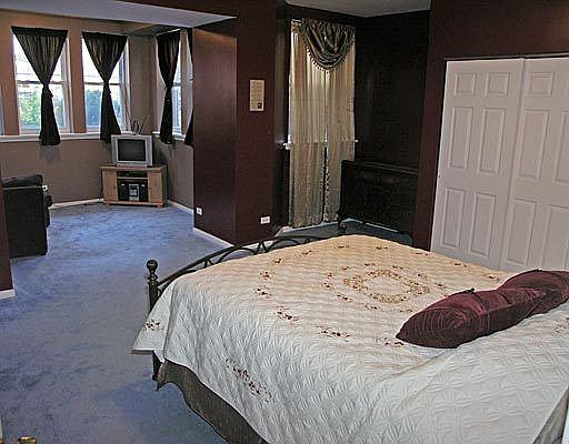 5th image of 3510 W Leland Ave
