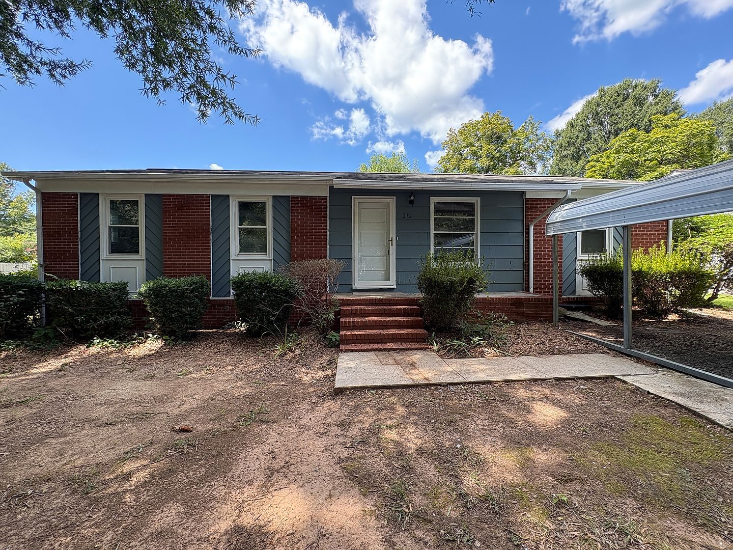 212 N 12th Ave, Mayodan, NC 27027 | Zillow