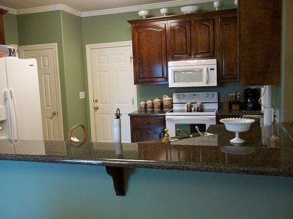 VIEW OF KITCHEN