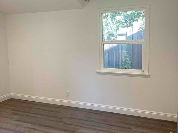5th image of 17329 Stagg St