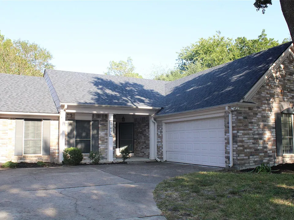 17014 Boyton Ln