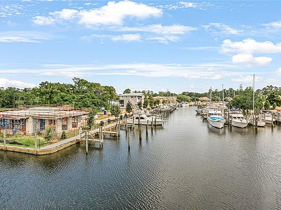 5th image of 979 Marina Blvd Unit A