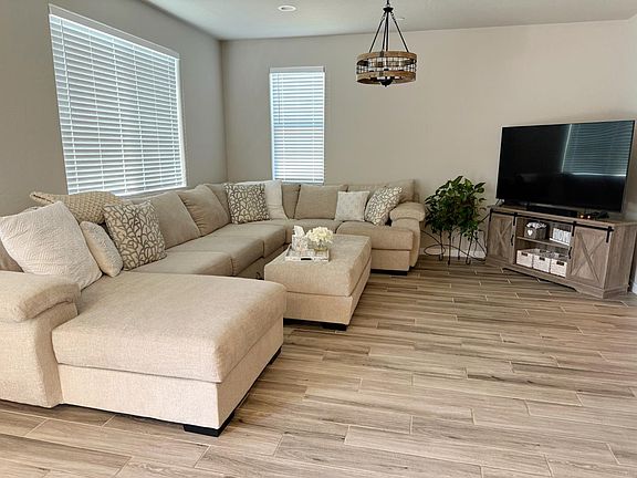 5th image of 4219 N Reed Ave