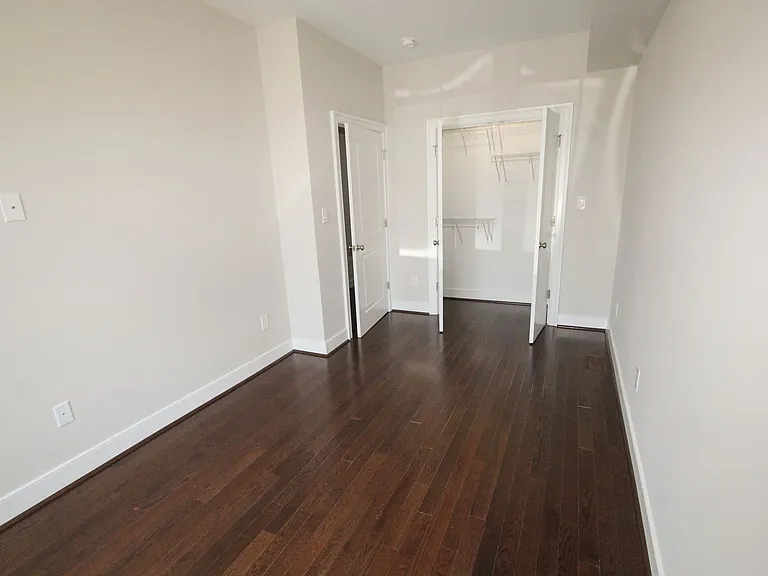 1505 W Cary St — Photo 16