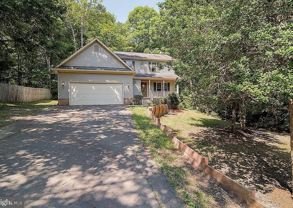 1st image of 1094 Oakland Dr