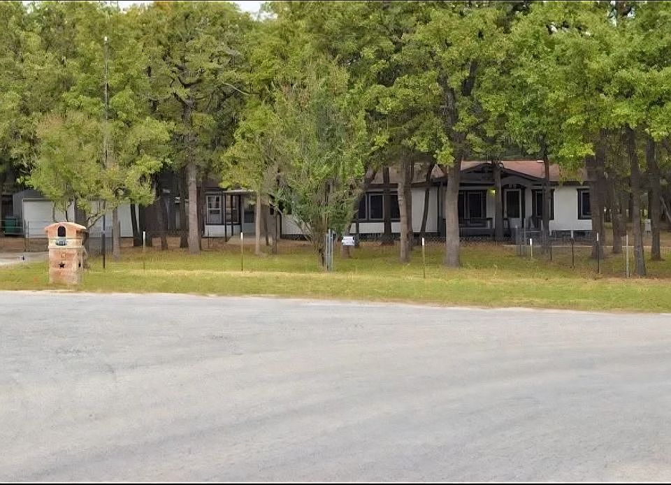 1st image of 108 Arunda Ct
