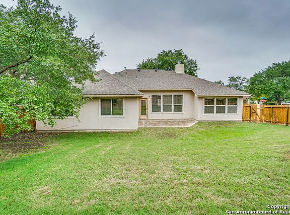5th image of 8914 Breanna Oaks
