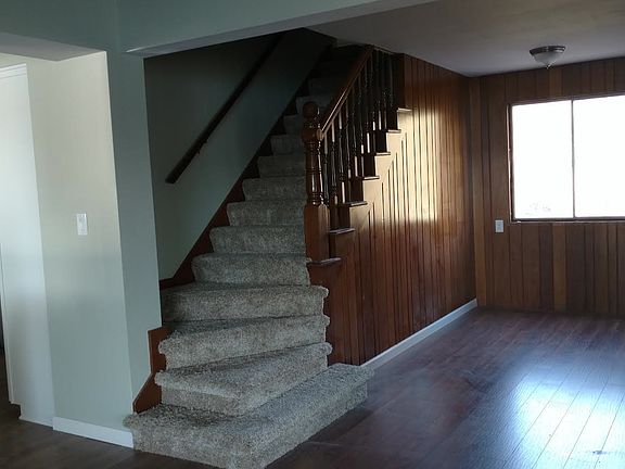 2nd image of 16842 Scandia Ln NW