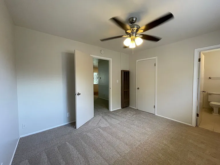 Must See Community in River Park Community ~ East Sac Area — Photo 29