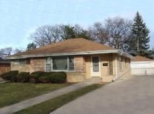 557 S La Londe Ave, Lombard, IL 60148
