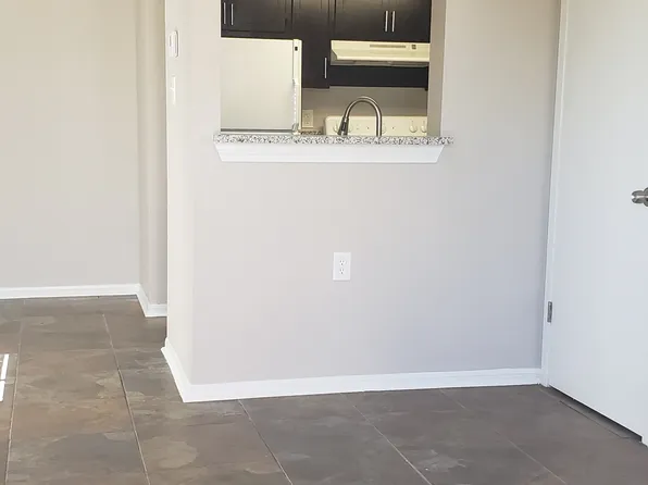 Country View Apartments