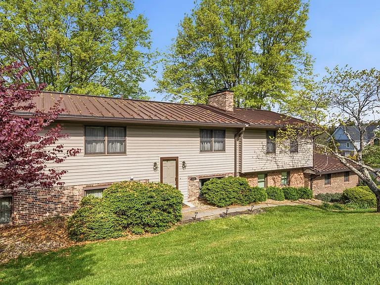 1721 Plank Dr — Photo 49