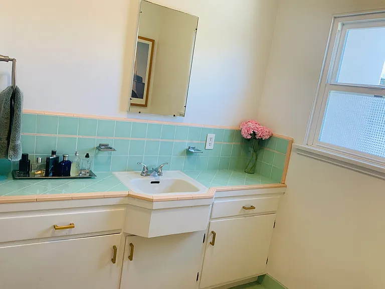 1226 N Fairview St — Photo 28