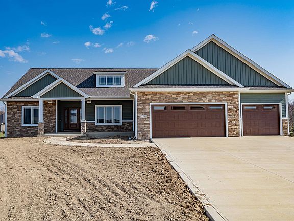 2nd image of 17749 Castlefeane Ct