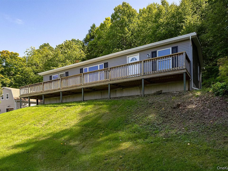 1st image of 160 Academy Hill Road