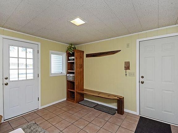 Mudroom/Breezeway