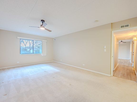 5th image of 920 Vose Dr APT 304
