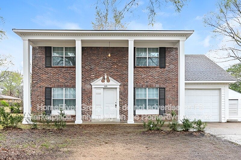 1st image of 1891 Grovehaven Dr
