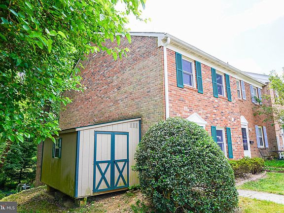2nd image of 114 Janney Ct