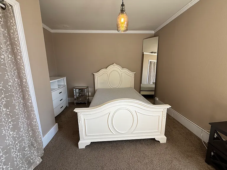 635 E Main St #200 — Photo 9