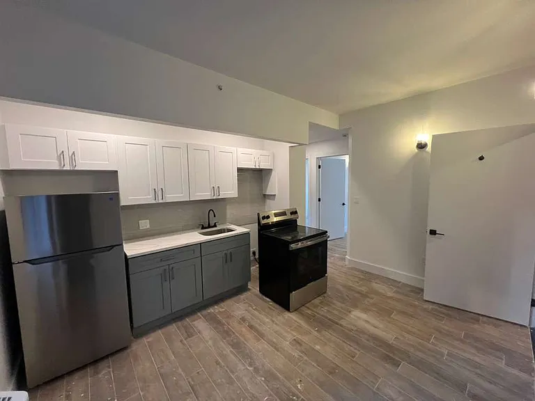 1803 Weeks Ave #2J — Photo 1