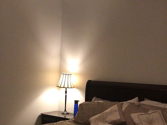 1st bedroom, King size bed