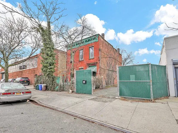 1832 Steinway St, Astoria, NY 11105