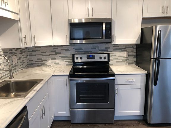 3rd image of 3208 Village Dr SW Unit D