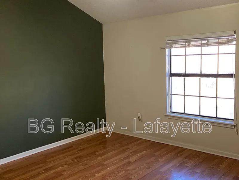 2 bed, 1.5 bath, 1050 sqft, $1,250 — Photo 4