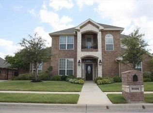 9124 Comis Dr, North Richland Hills, TX 76182
