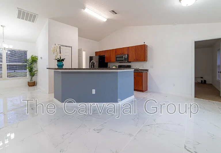 5107 SW 165th Street Rd — Photo 11