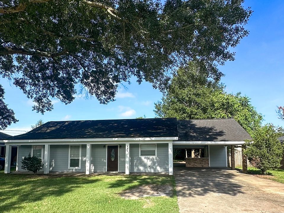 1st image of 121 Martin Oaks Dr