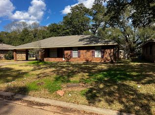 5103 Connella Dr, Alexandria, LA 71302