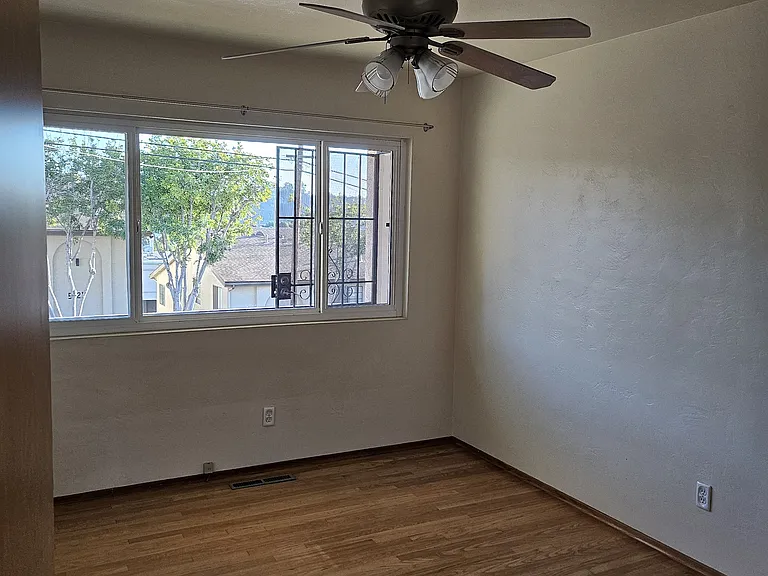 5818 Lauretta St — Photo 29