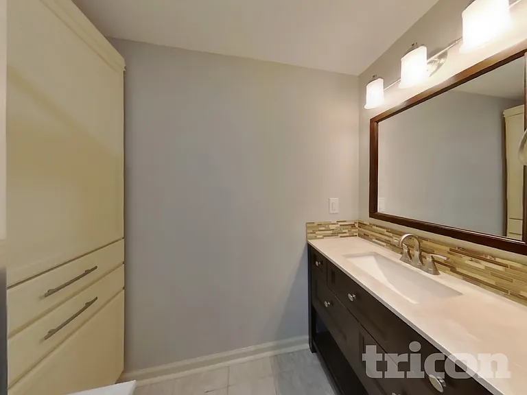 725 N Alder St — Photo 14