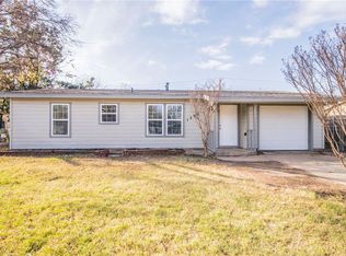 1308 Elaine Pl, Fort Worth, TX 76106