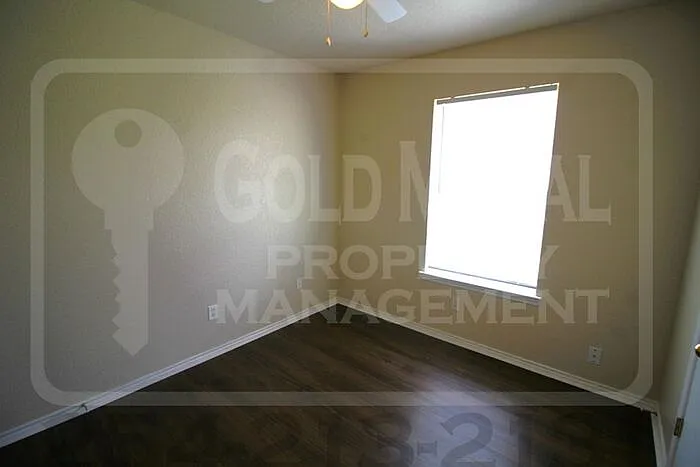2701 Alma Dr — Photo 11