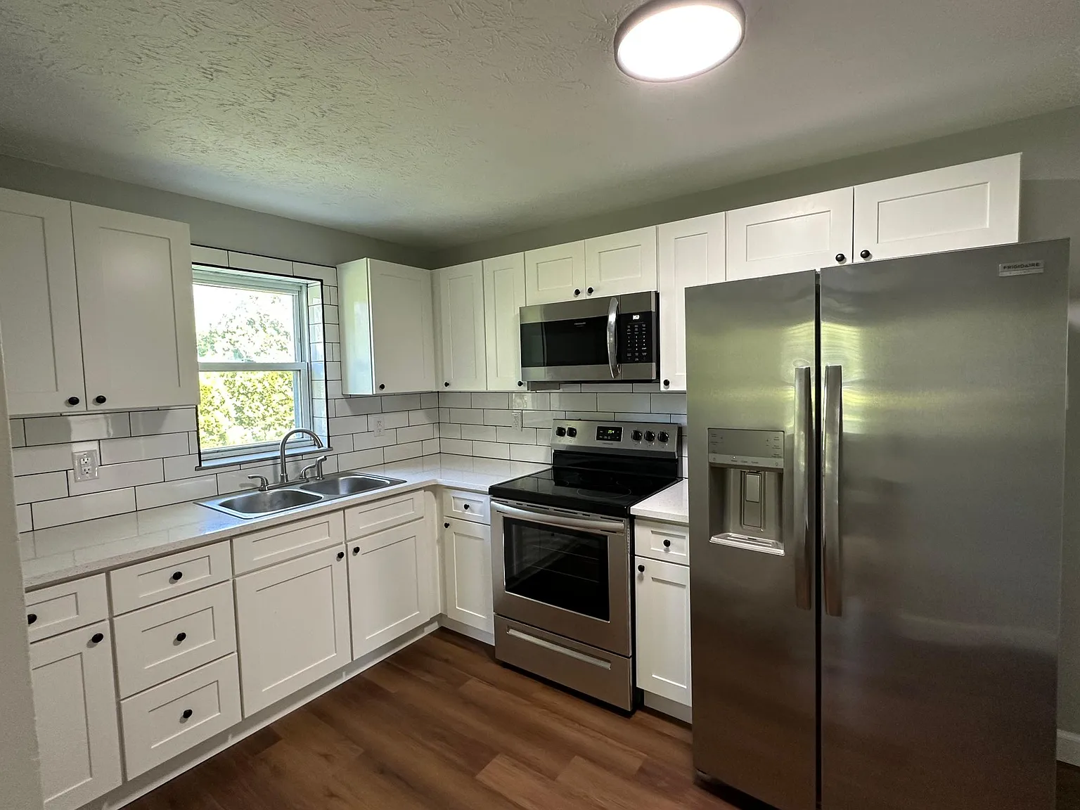202 Greenwood Ave — Photo 4