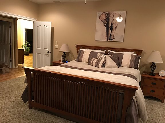Master leading to great room