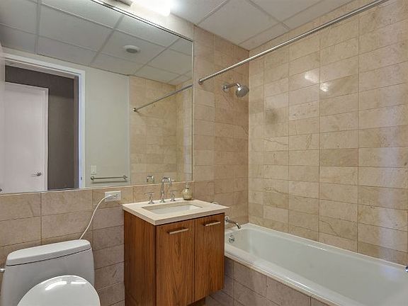 4th image of 4 Beacon Way APT 1114