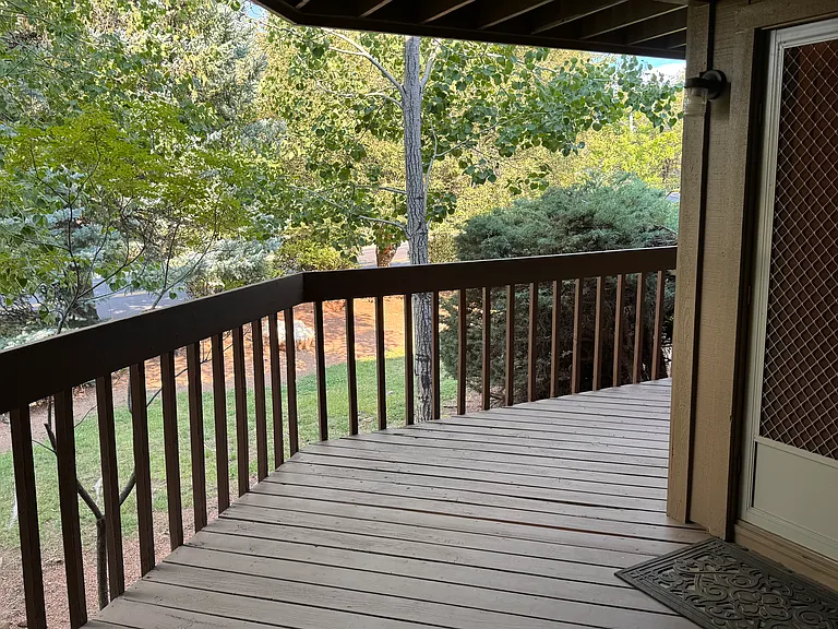 2831 N Walnut Hills Dr — Photo 1
