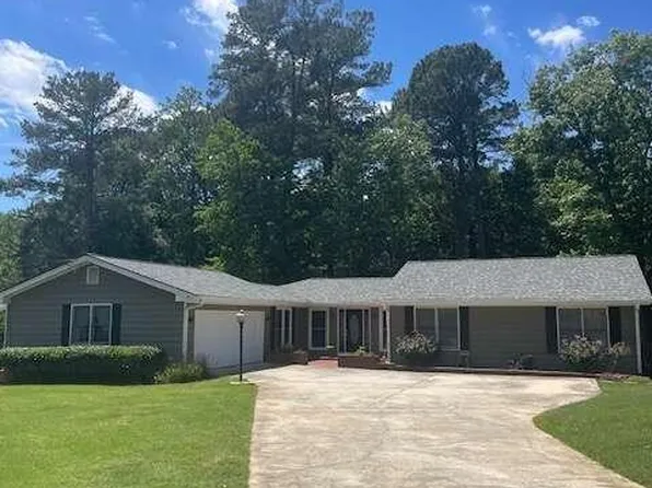 3705 Sandhill Dr SE, Conyers, GA 30094