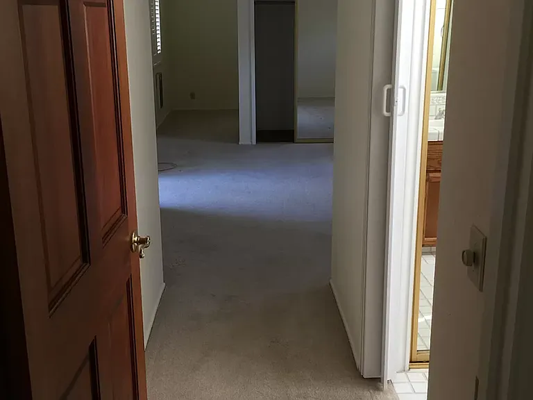 823 Helena Dr — Photo 5