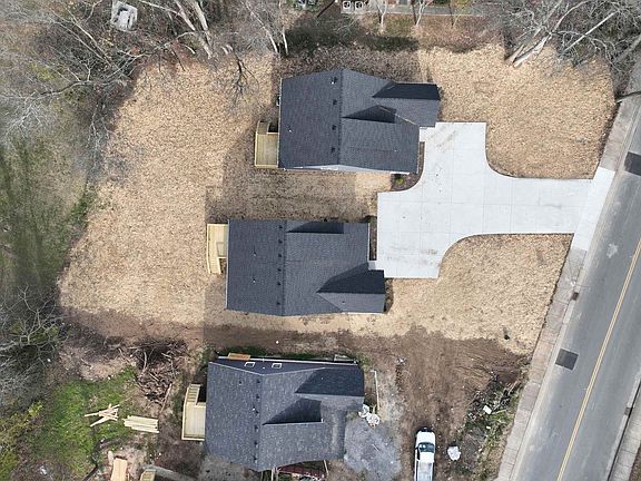 4th image of 210 S Westland Ave